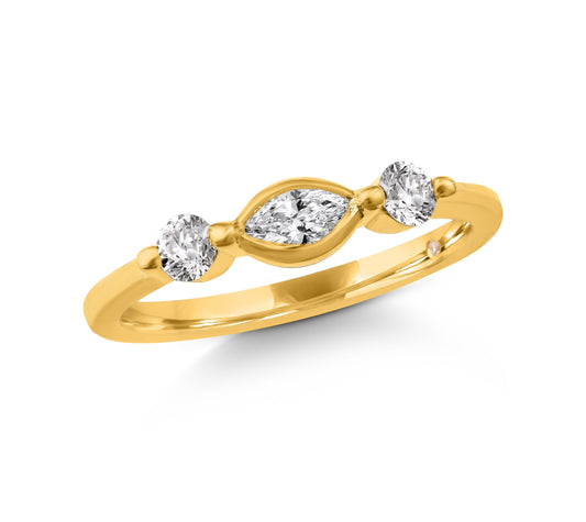 Solitta Solitta Three-Stone Diamond Ring in 18K Gold